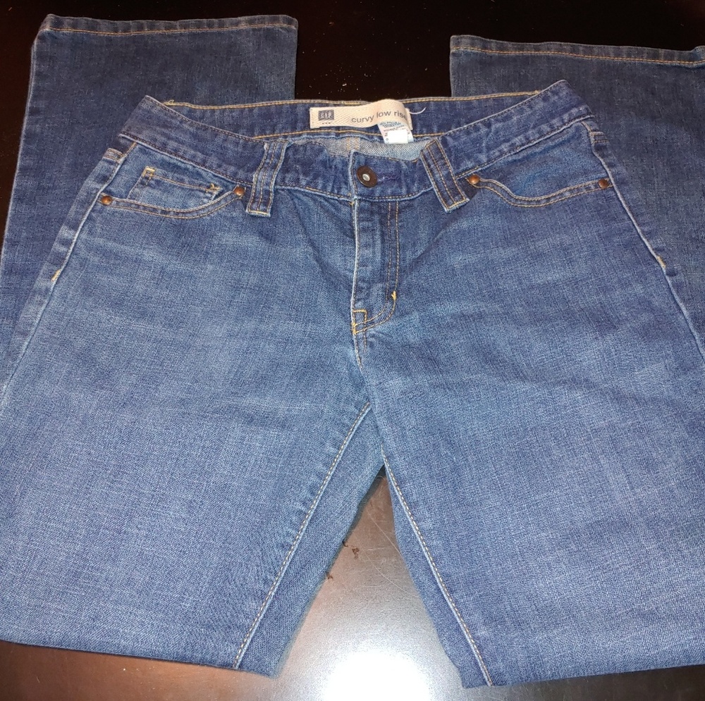 Curvy low rise jeans